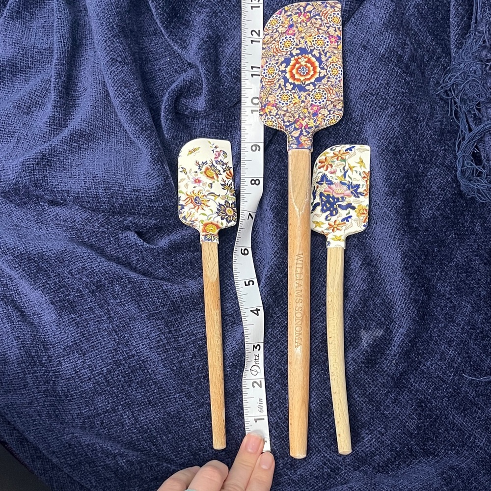 Williams Sonoma Floral Spatula Set of 3 Blue, Orange, Yellow
